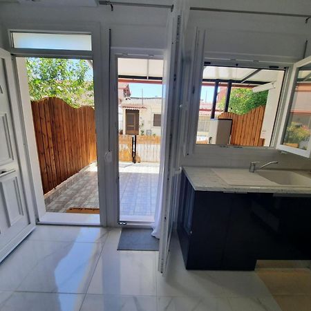 House B Diavata, Thessaloniki Apartment ภายนอก รูปภาพ